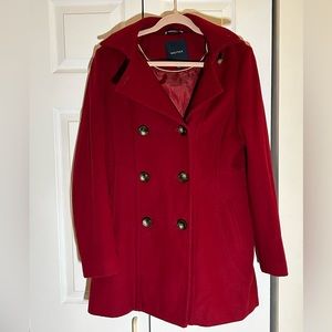 Beautiful red pea coat! 🧥